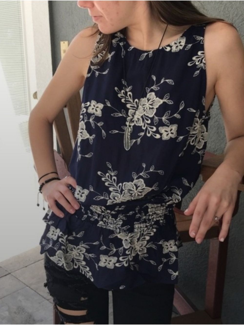 Cherish Blue With White Floral Boho Style Print Sleeveless Size Large Top